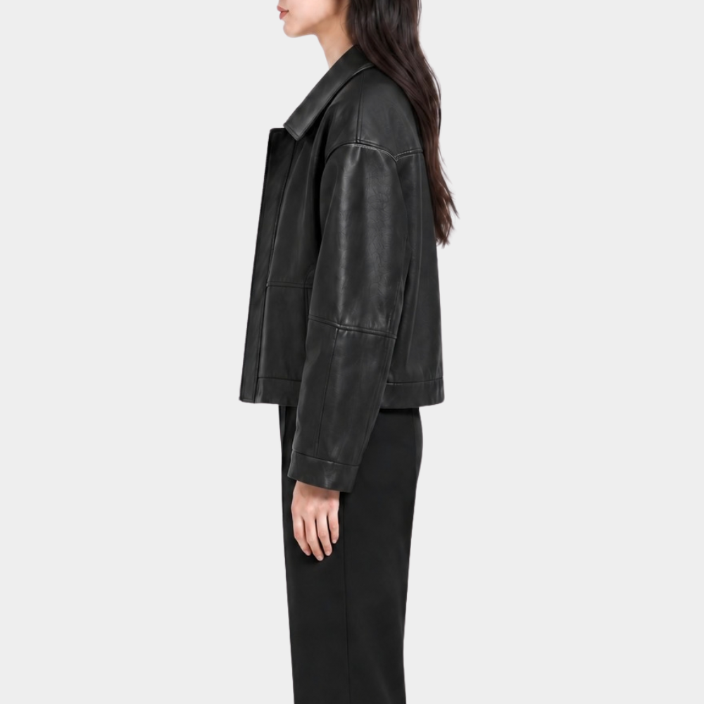 Between Steps Kim So-hyun Black Leather Jacket