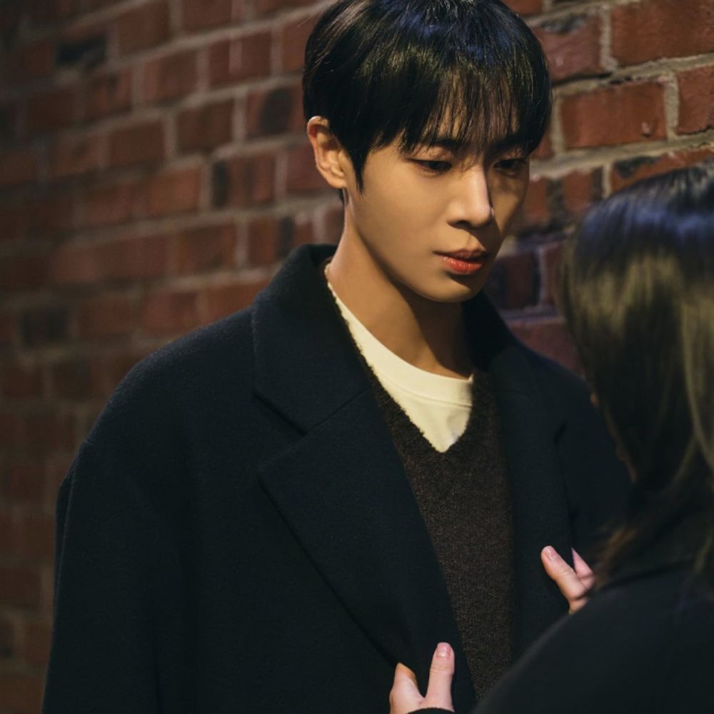 Between Steps Choo Young-woo Wool Long Coat