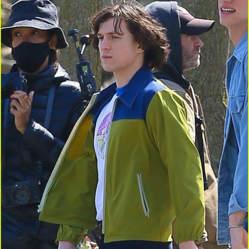 Danny Sullivan Tom Holland Green and Blue Shirt Collar Jacket - Side Posture View