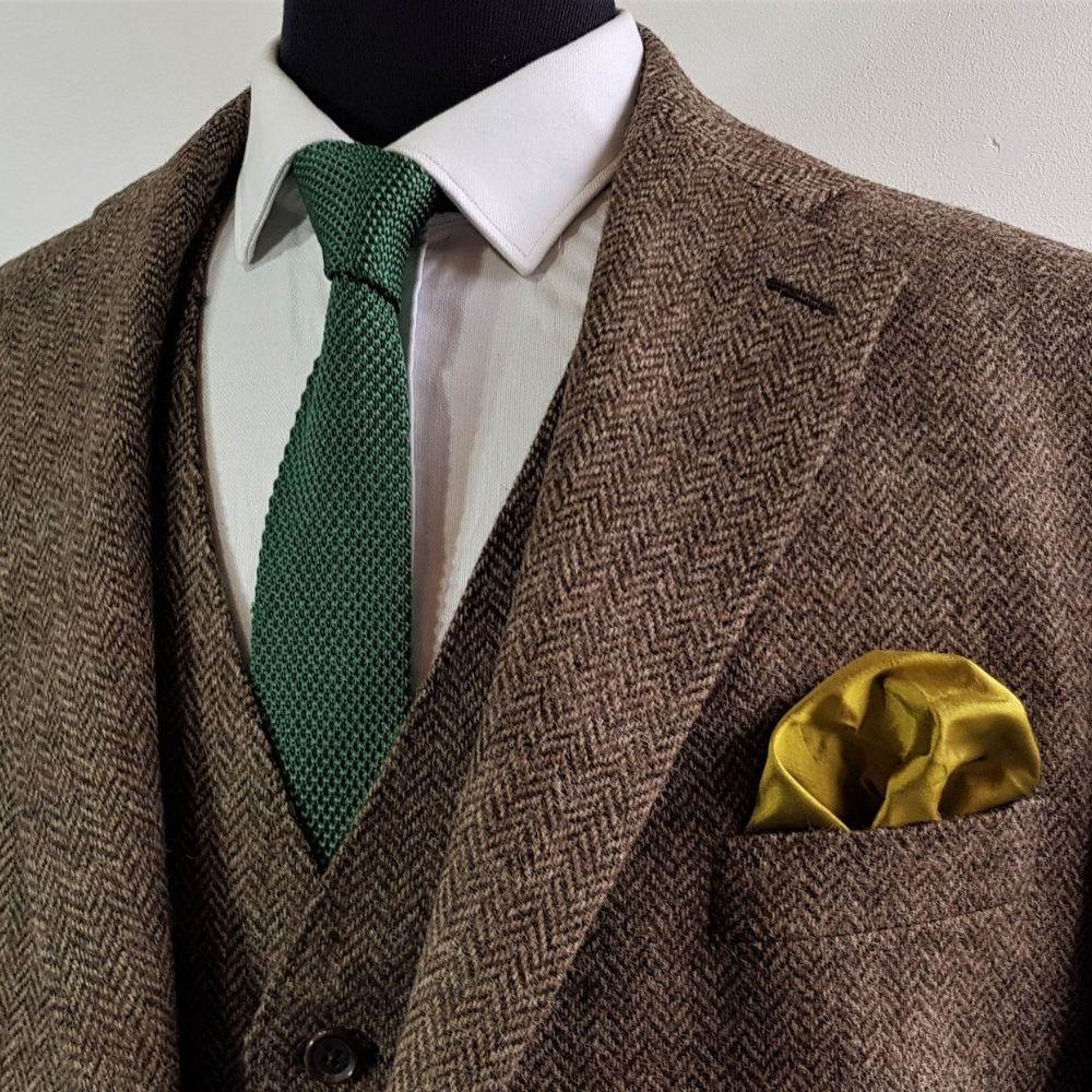 Mr Monk's Last Case's Tony Shalhoub Brown Wool Three Button Blazer - Mannequin Front Close - Up View