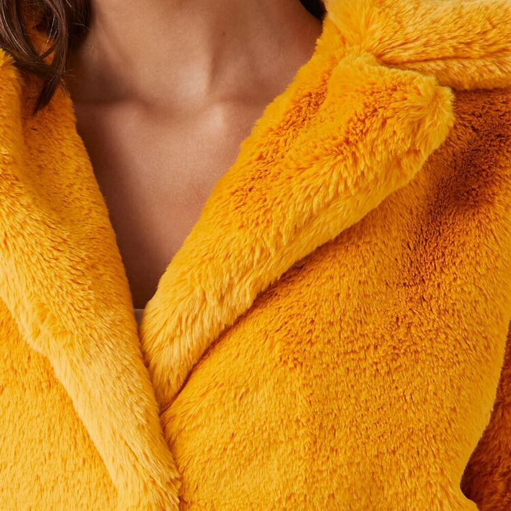Only Murders in the Building Selena Gomez aka Mabel Mora Yellow Cropped Jacket - Close-Up View