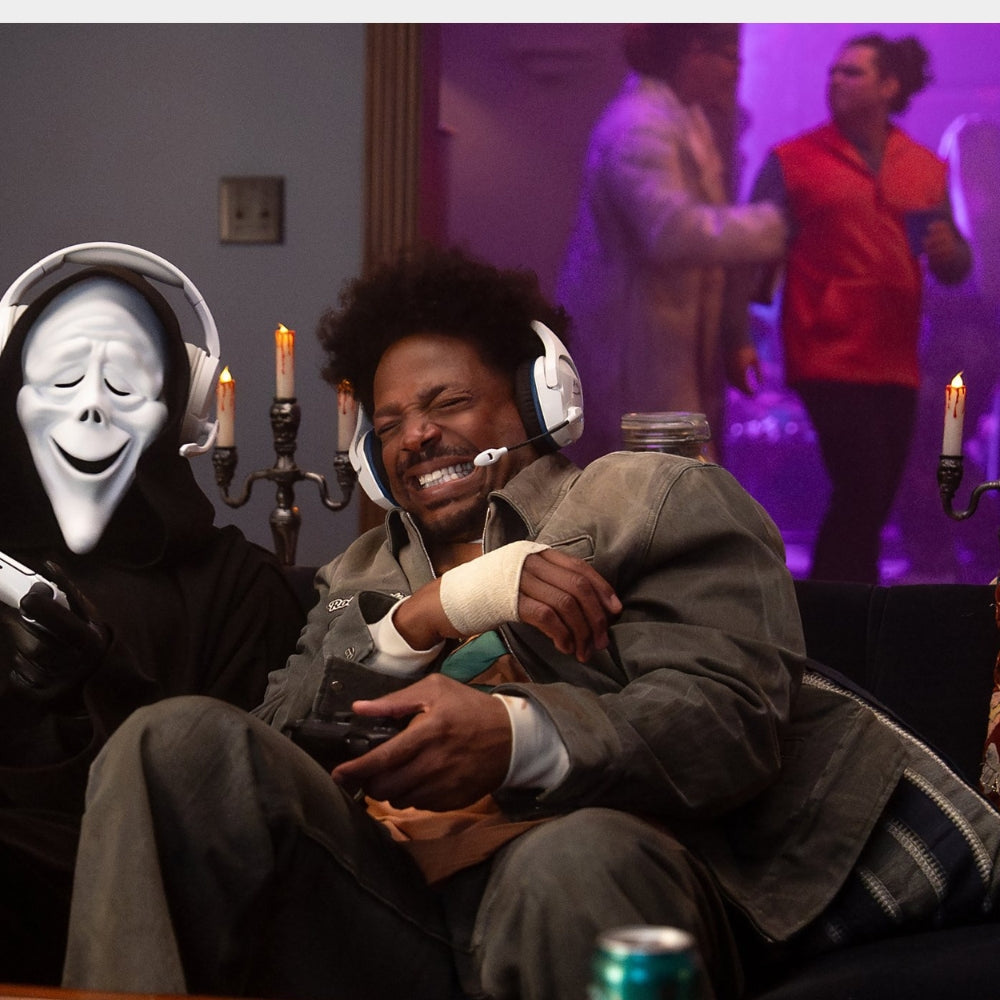 Scary Movie 6 Shorty Roll Up Grey Jacket