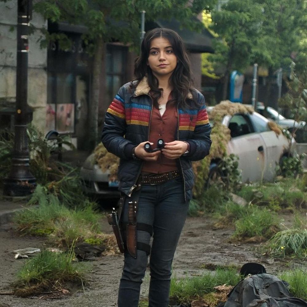 The Last Of Us S02 Dina aka Isabela Merced Puffer Jacket - Close - Up Side View