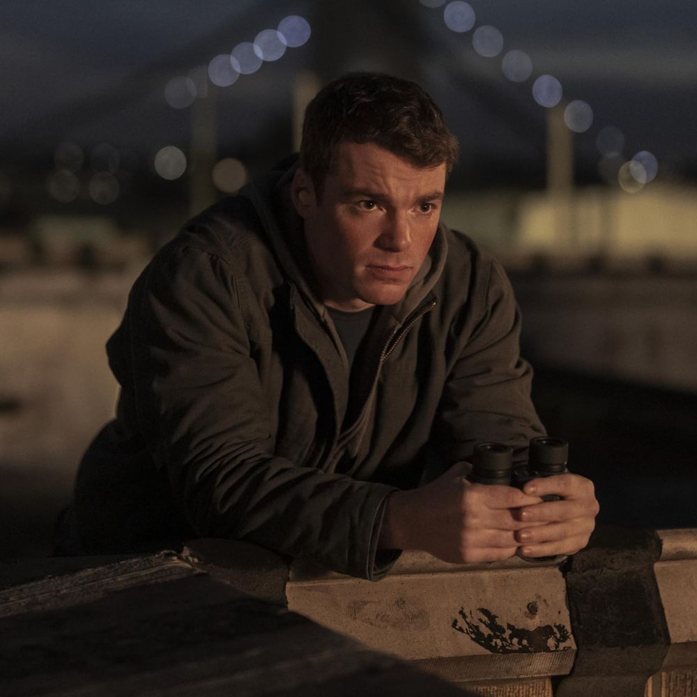 The Night Agent Season 02 Peter Sutherland Grey Cotton Field Jacket - Character Close - Up Front View