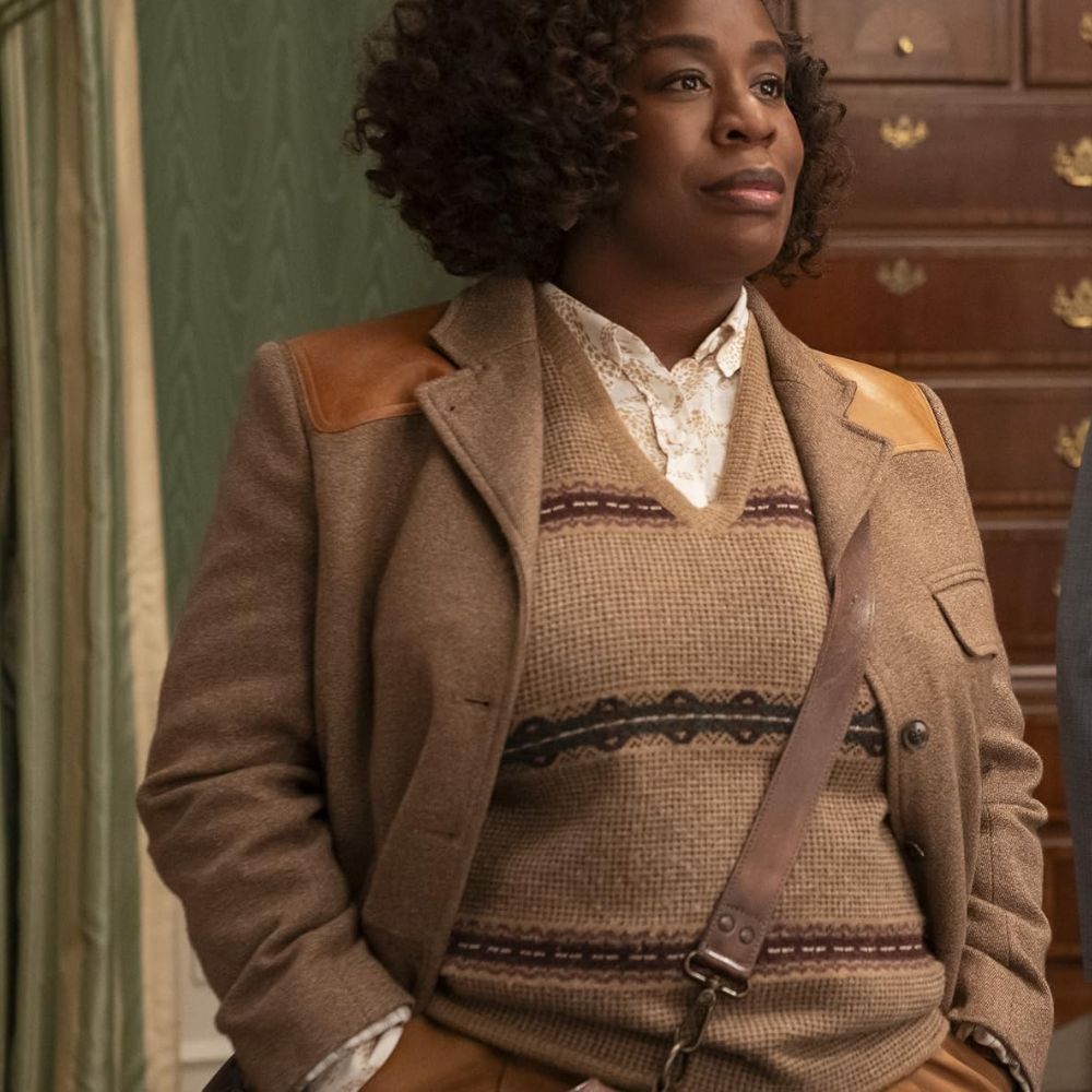 The Residence Uzo Aduba (Cordelia Cupp) Safari Blazer - Character Front Posture View