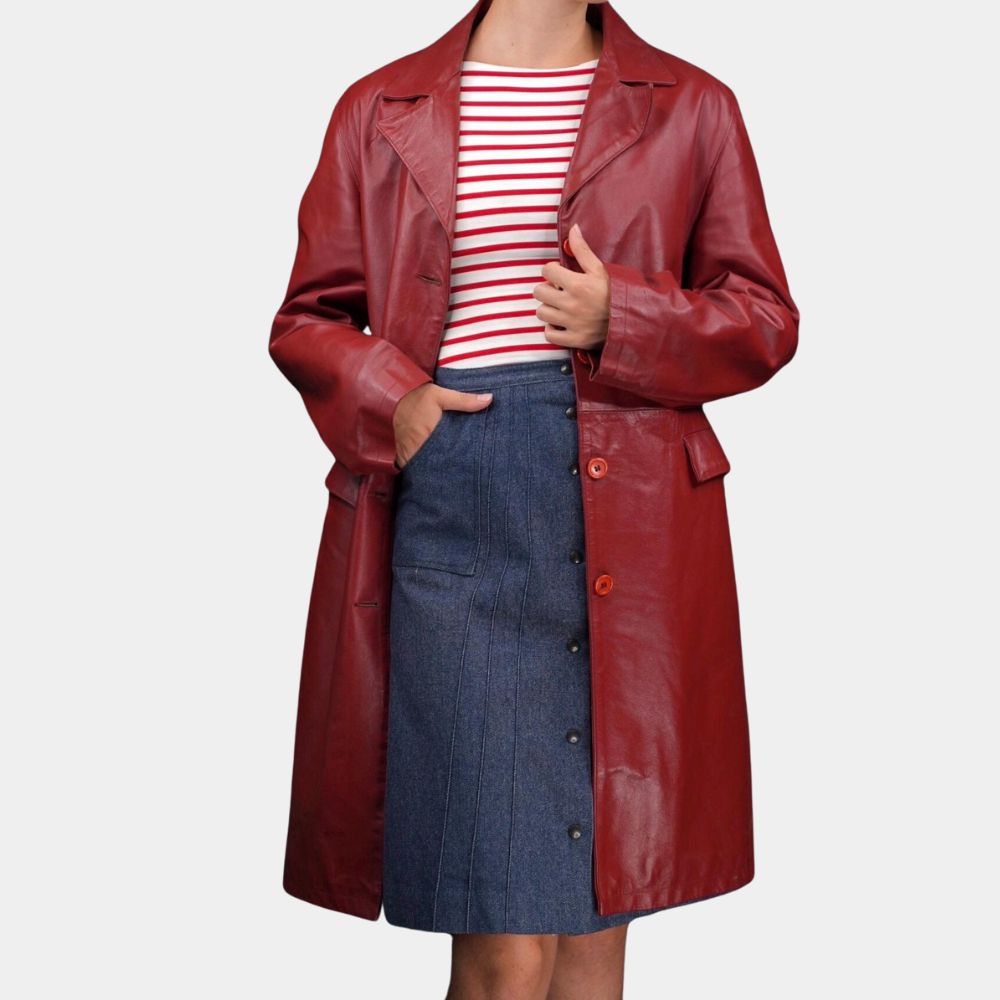 The Vampire Slayer Buffy Summers Aka (Sarah Michelle Gellar) Red Leather Trench Coat - Close - Up Front View